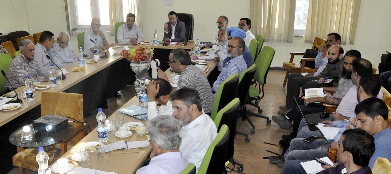Phase-I of Jhelum dredging to be completed by March 2019